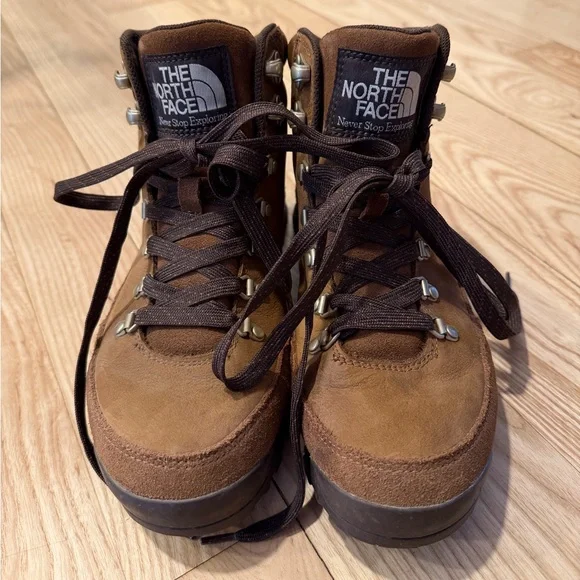 The North Face women’s Back-2-Berkeley Hiking Boots Size 7.5 - Picture 1 of 9